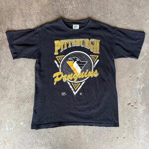 Vintage 1992 Pittsburgh Penguins Hockey Tee • 90s • NHL • Size L